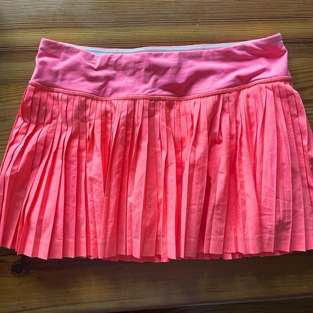 Lululemon skirt size 6